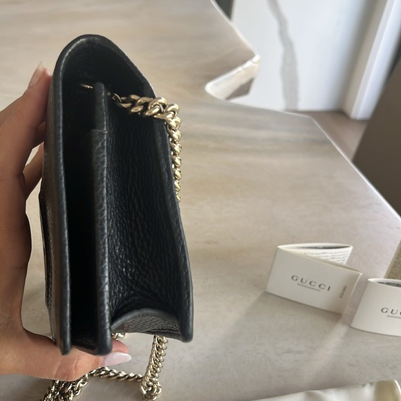 Gucci Crossbody- Soho Collection wallet on a chain - Picture 8 of 10